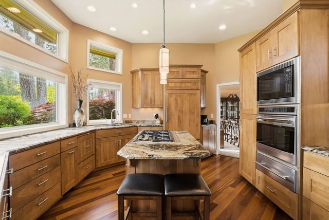 4915 S St Andrews Ln, Spokane, WA 99223