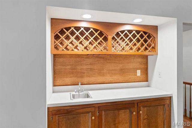 9802 Eagle Hill Lane, Sunset Hills, MO 63127