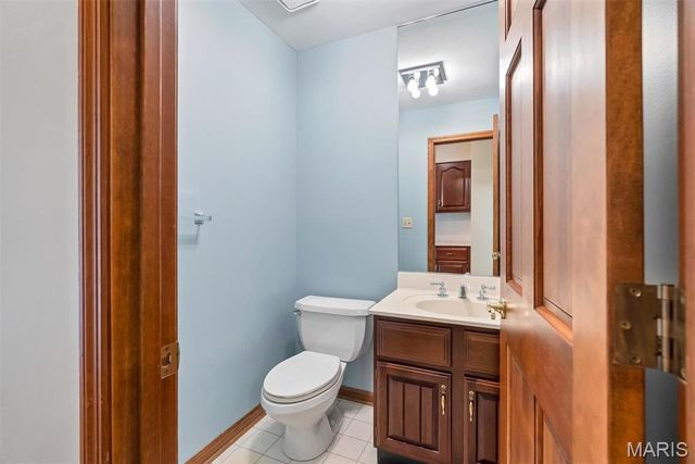 9802 Eagle Hill Lane, Sunset Hills, MO 63127