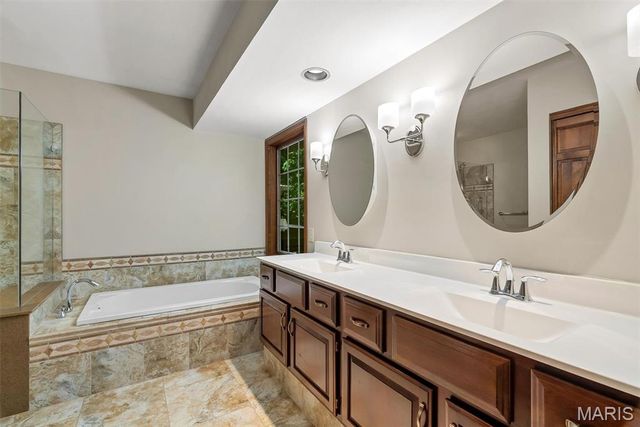 9802 Eagle Hill Lane, Sunset Hills, MO 63127