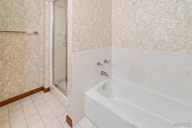 9802 Eagle Hill Lane, Sunset Hills, MO 63127