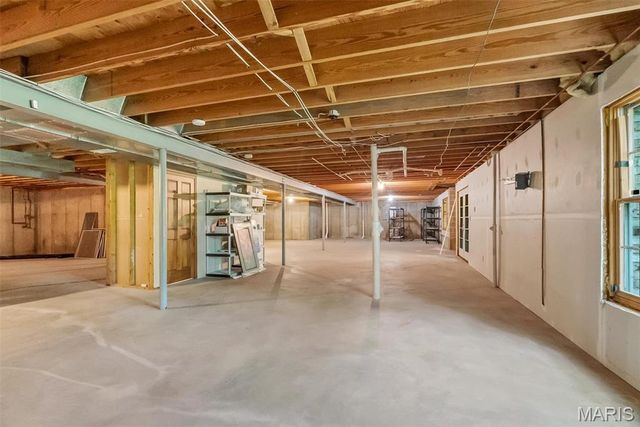 9802 Eagle Hill Lane, Sunset Hills, MO 63127
