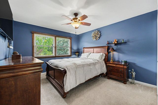 2801 Crabapple Lane, Hobart, IN 46342