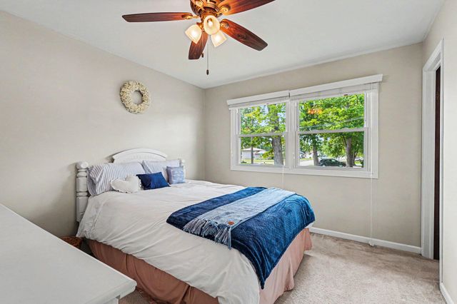 2801 Crabapple Lane, Hobart, IN 46342