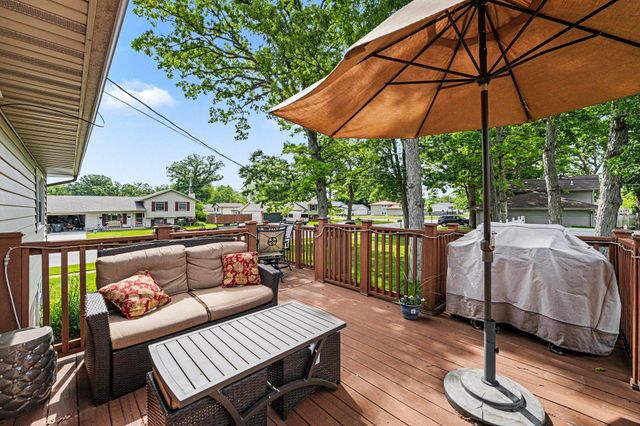 2801 Crabapple Lane, Hobart, IN 46342