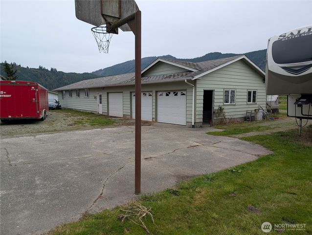 15317 300th Street NE, Arlington, WA 98223