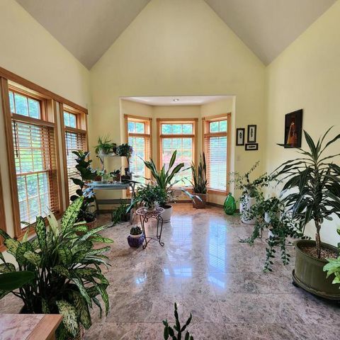 21 Dublin Drive, Elmira, NY 14905