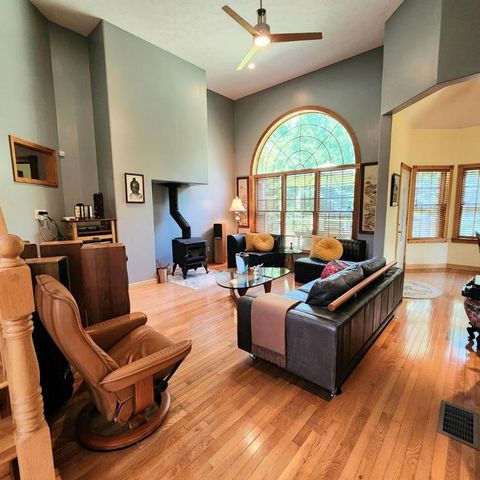 21 Dublin Drive, Elmira, NY 14905