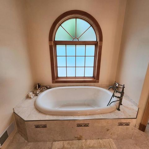 21 Dublin Drive, Elmira, NY 14905