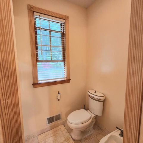 21 Dublin Drive, Elmira, NY 14905