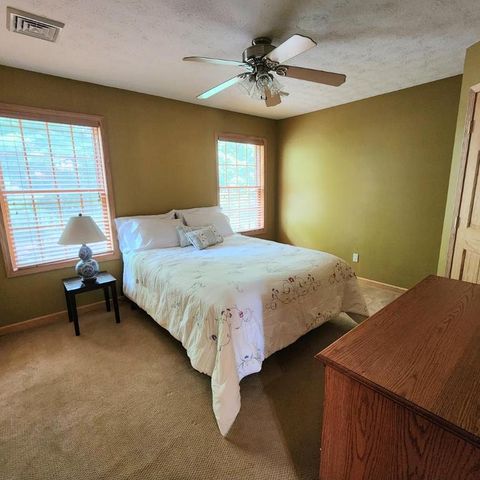 21 Dublin Drive, Elmira, NY 14905