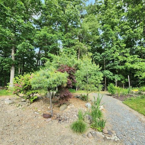 21 Dublin Drive, Elmira, NY 14905