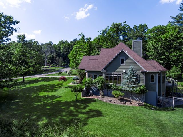 21 Dublin Drive, Elmira, NY 14905