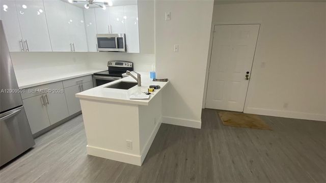 931 Lyons Rd 4101, Coconut Creek, FL 33063