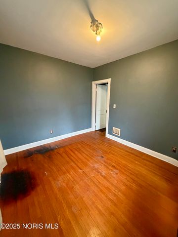 702 Colima Drive, Toledo, OH 43609