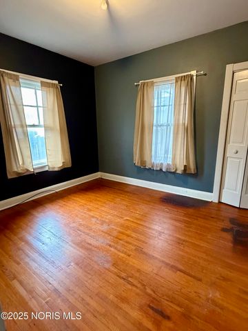 702 Colima Drive, Toledo, OH 43609