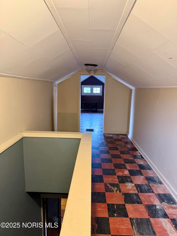 702 Colima Drive, Toledo, OH 43609