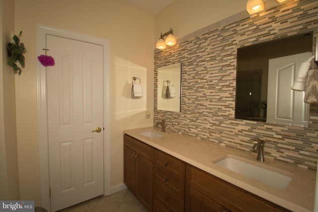 105 DEVONSHIRE WAY, Sellersville, PA 18960