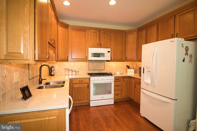 105 DEVONSHIRE WAY, Sellersville, PA 18960