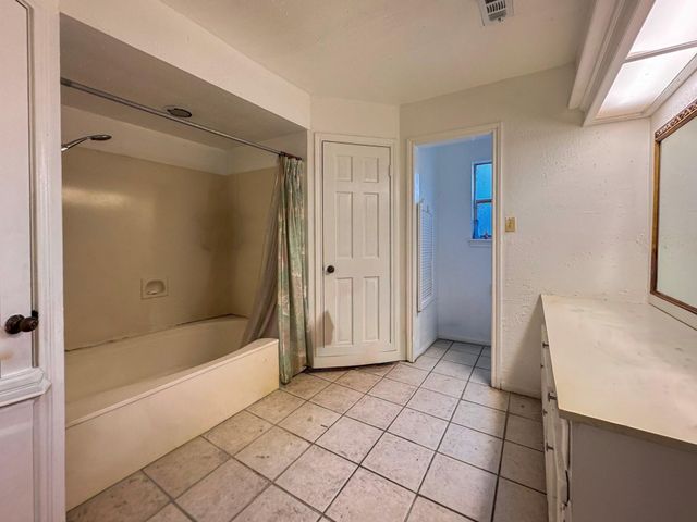 5430 Green Springs Drive, Houston, TX 77066