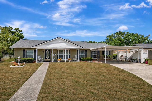 18318 DOLLY BROOK LANE, Lutz, FL 33549
