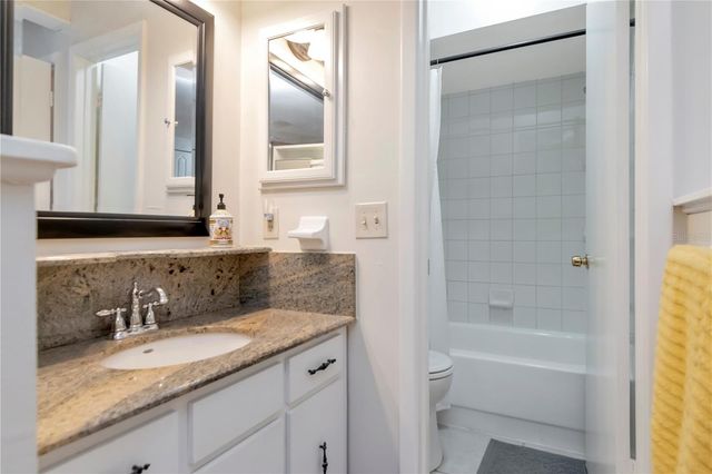 18318 DOLLY BROOK LANE, Lutz, FL 33549