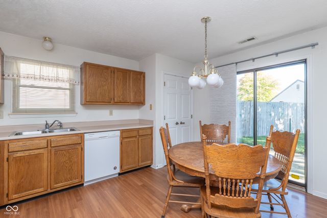 10126 Park Ridge Drive, Indianapolis, IN 46229