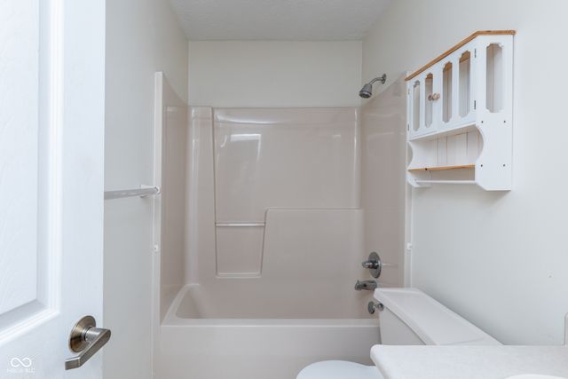 10126 Park Ridge Drive, Indianapolis, IN 46229