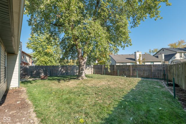 10126 Park Ridge Drive, Indianapolis, IN 46229