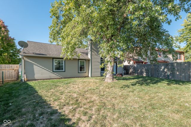 10126 Park Ridge Drive, Indianapolis, IN 46229