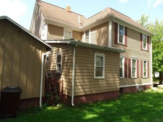 150 E Hunt Street, Adrian, MI 49221