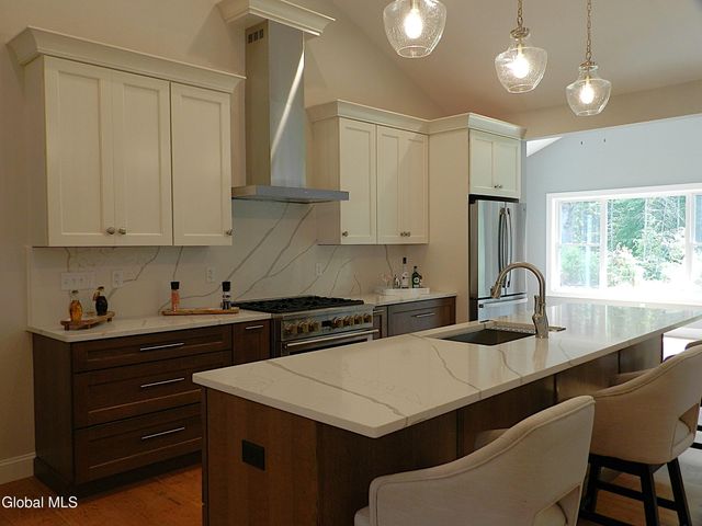 59 Dean Thomas Way, Queensbury, NY 12804