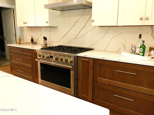 59 Dean Thomas Way, Queensbury, NY 12804