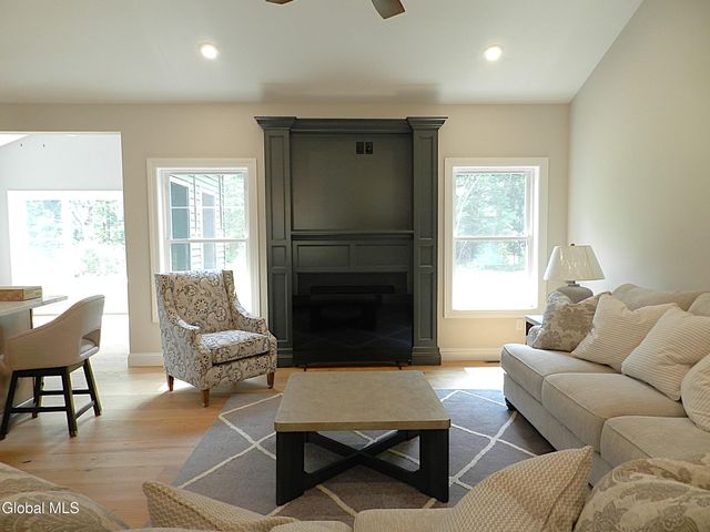 59 Dean Thomas Way, Queensbury, NY 12804