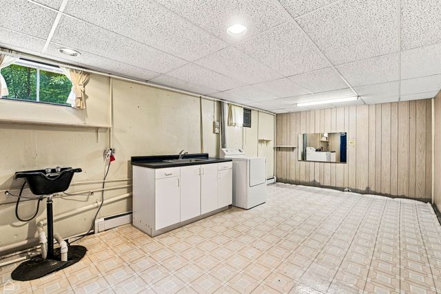 24422 W Cherokee Trail, Grayslake, IL 60030