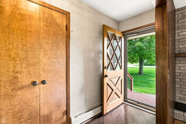 24422 W Cherokee Trail, Grayslake, IL 60030