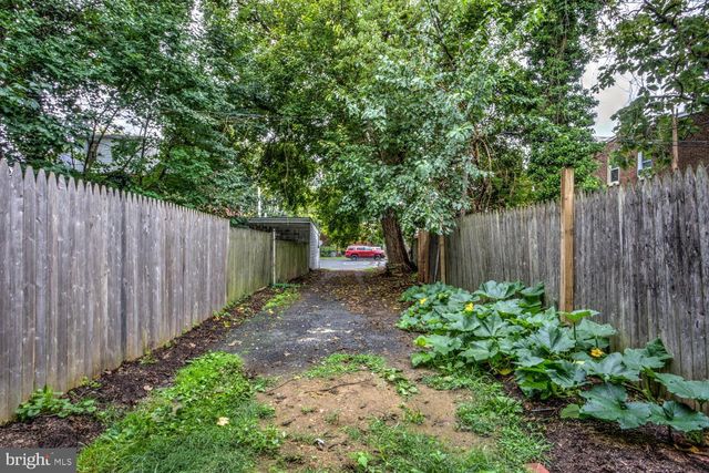 530 S LIME ST, Lancaster, PA 17602