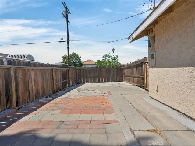 8217 Laurel Canyon Boulevard, North Hollywood, CA 91605