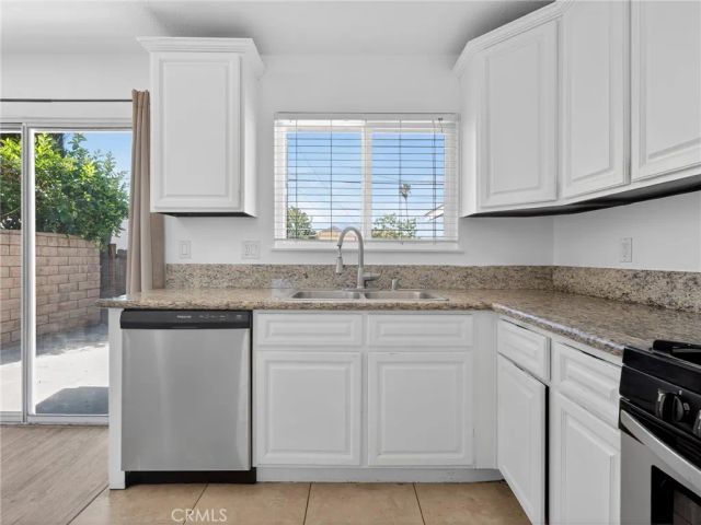 8217 Laurel Canyon Boulevard, North Hollywood, CA 91605