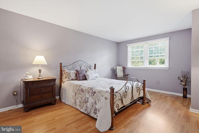 4185 SHOEMAKER RD, Huntingdon Valley, PA 19006