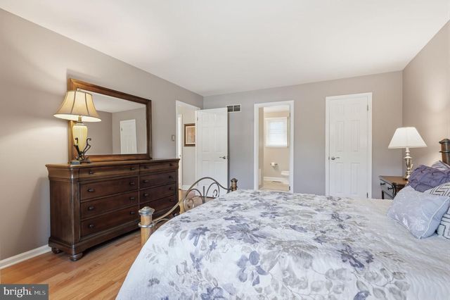4185 SHOEMAKER RD, Huntingdon Valley, PA 19006