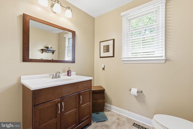 4185 SHOEMAKER RD, Huntingdon Valley, PA 19006
