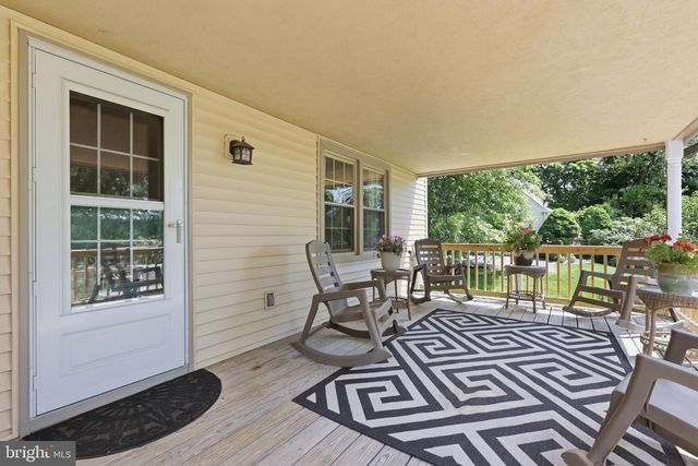 4185 SHOEMAKER RD, Huntingdon Valley, PA 19006
