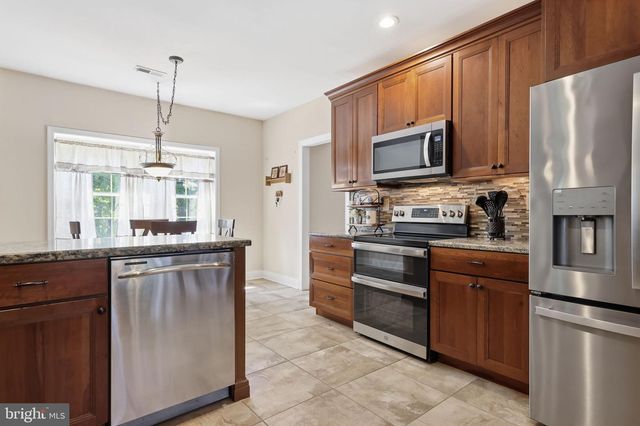 4185 SHOEMAKER RD, Huntingdon Valley, PA 19006