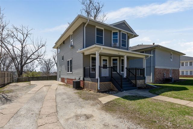 231 32nd Street NE, Cedar Rapids, IA 52402