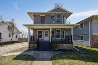 231 32nd Street NE, Cedar Rapids, IA 52402