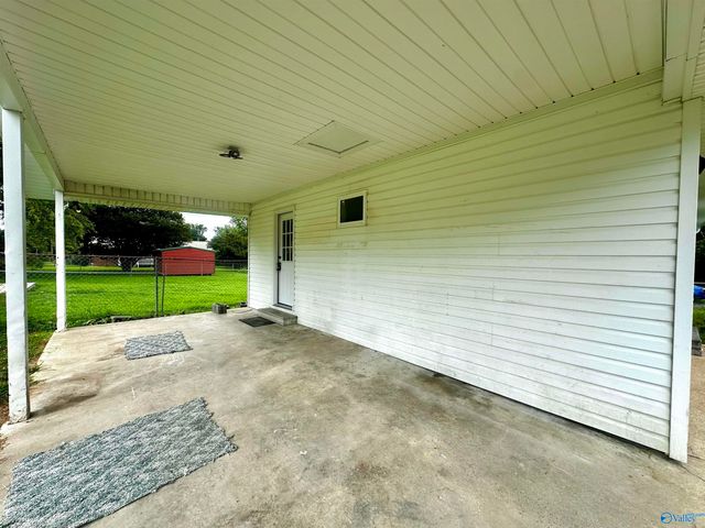 35 Friar Tuck Circle, Fyffe, AL 35971