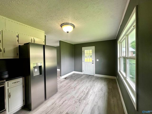 35 Friar Tuck Circle, Fyffe, AL 35971