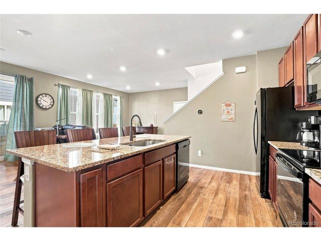21331 E 60th Ave, Aurora, CO 80019