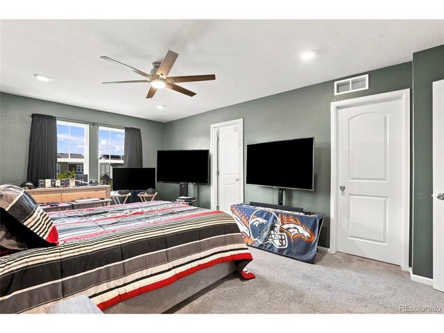21331 E 60th Ave, Aurora, CO 80019